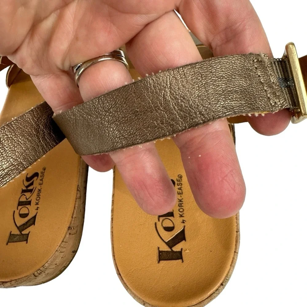 Korks by Kork-Ease Gold T-Strap Slingback Leather Sandals Sz 9